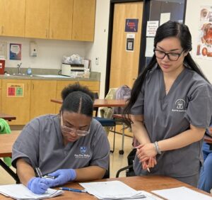 Students learning what Is a medical assistant